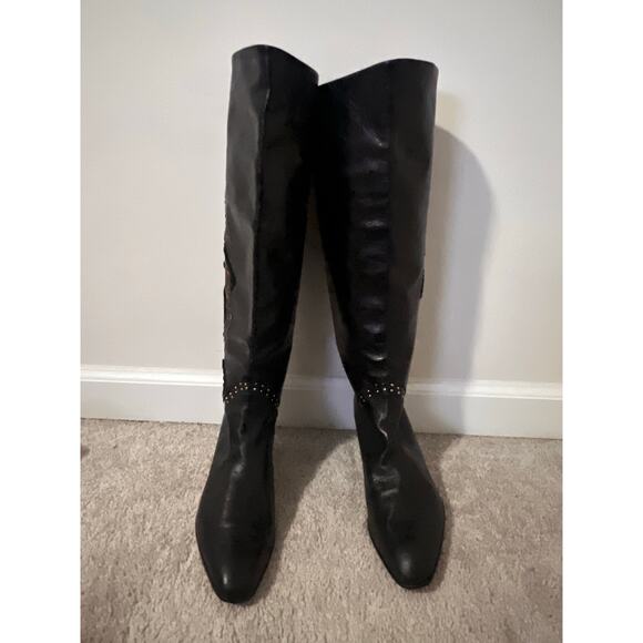 Serena D'Italia Leather Embellished Pull On Almond Toe Knee High Boots Black 40 - Picture 4 of 10